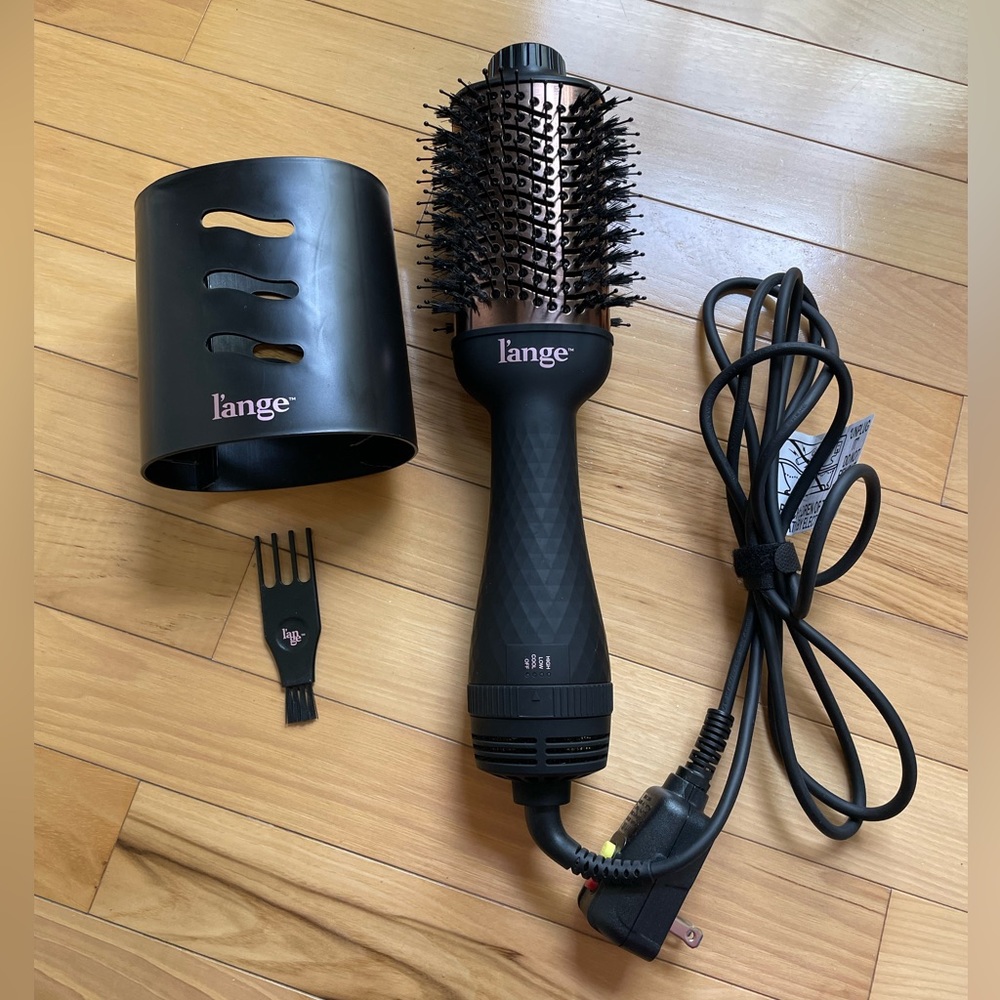 L’ange Titanium Hair Brush Blow Dryer